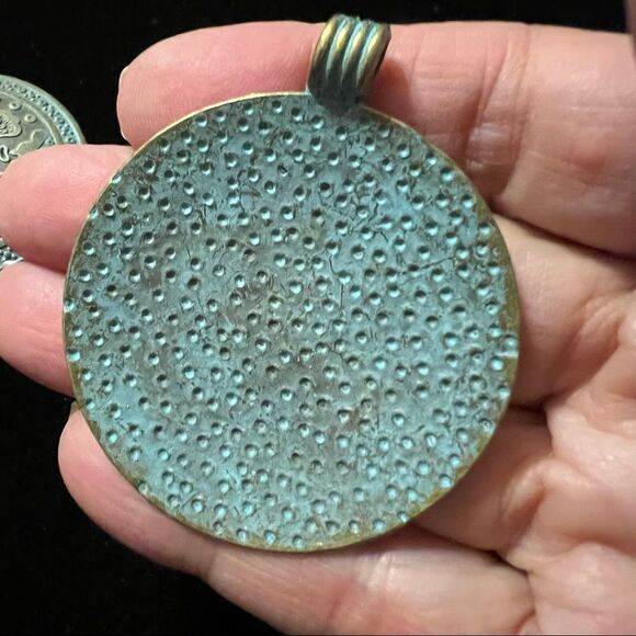 Set of 3 Turquoise Brass Medallions - Picture 4 of 5